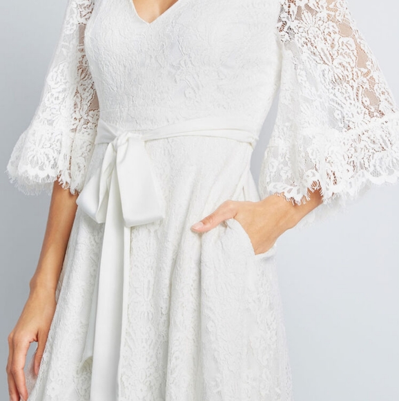 NWT Modcloth Through The Bluebells Lace Maxi Dress - Picture 3 of 7